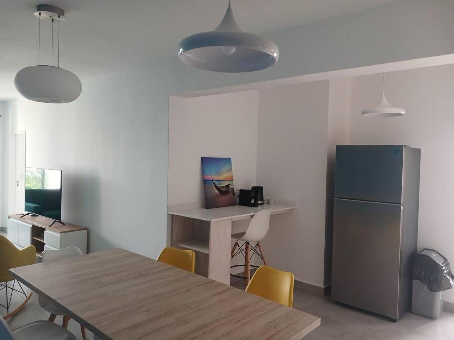 Grand Appartement Contemporain Sur Flic En Flac Proche De La Plage Екстериор снимка